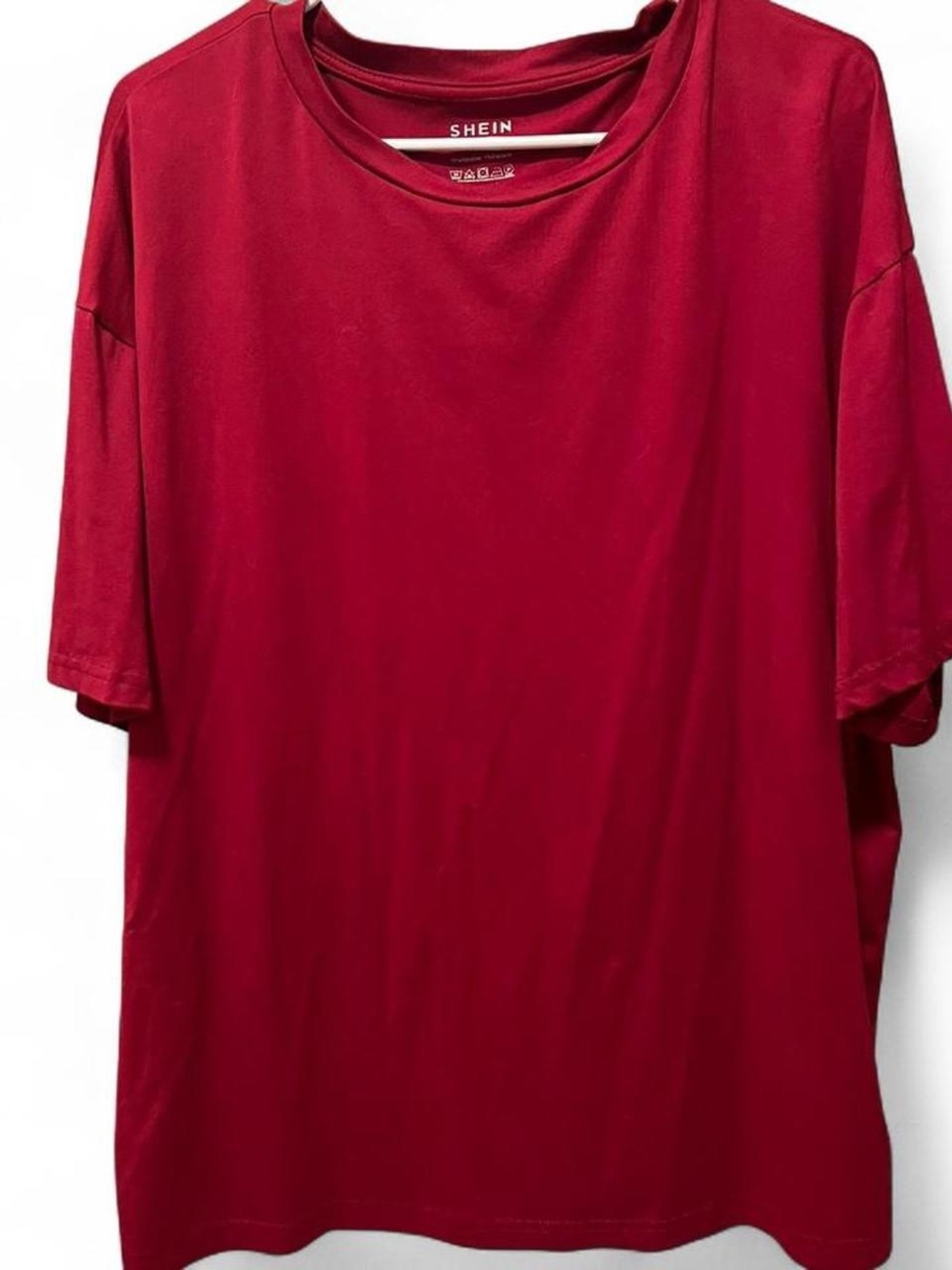 Shein Red oversized t-shirt Size Medium